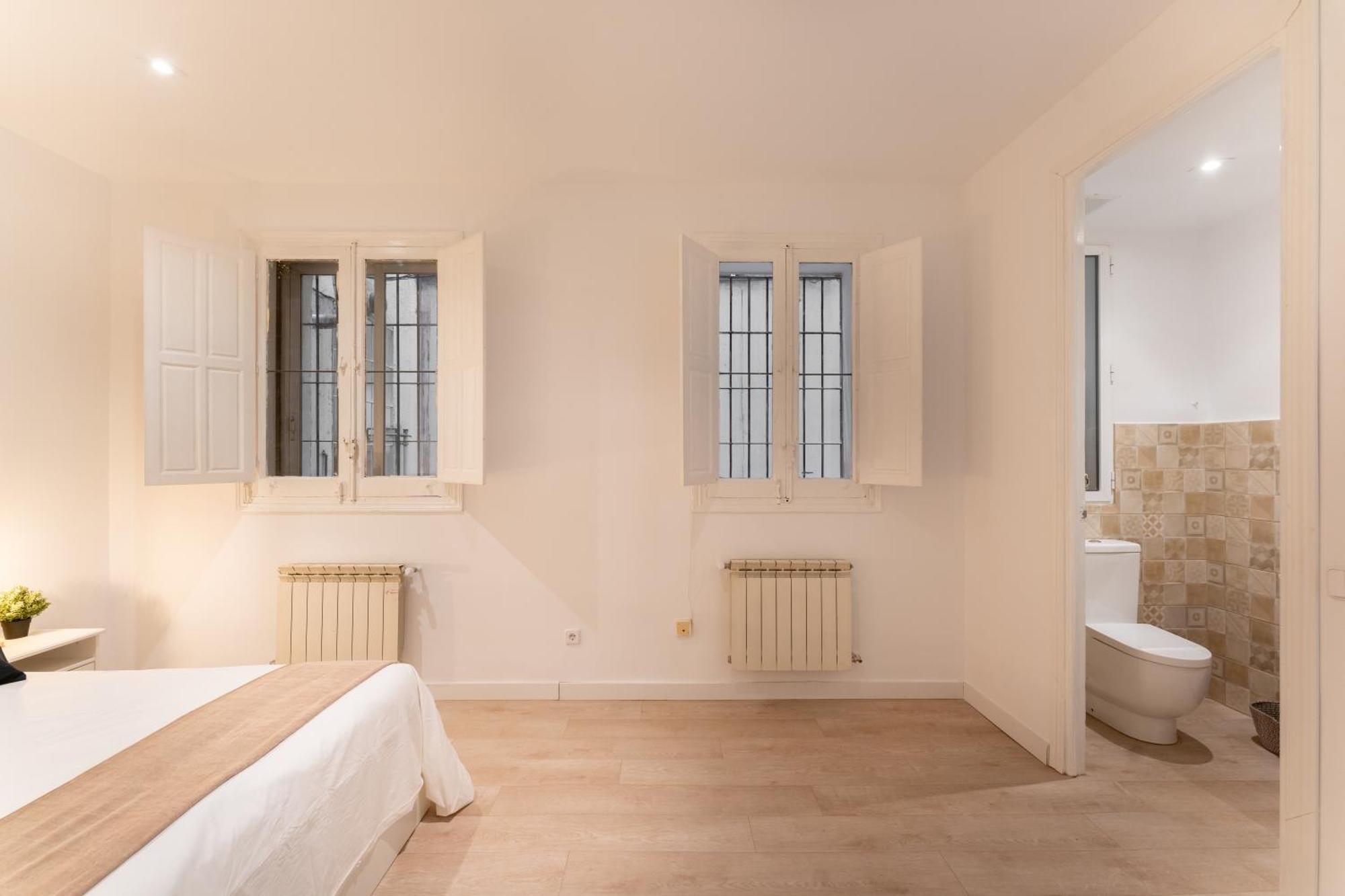 Luxe Apartment In Chamberi Chic Madrid Exterior photo